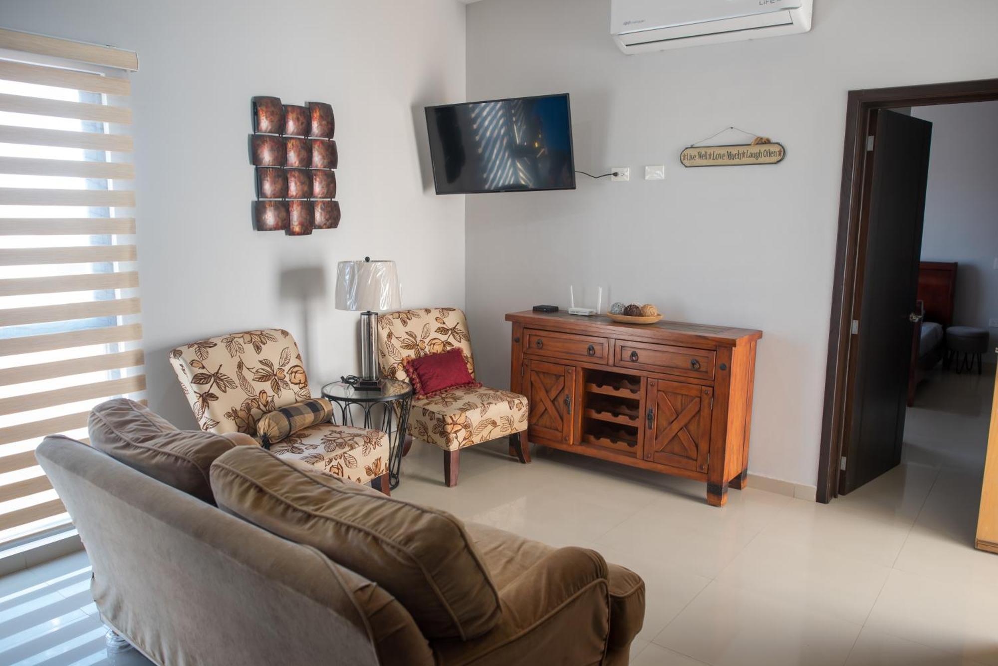 2Br/2Ba Condo 1 Block To Ocean! - Unit #5 Mazatlán Esterno foto